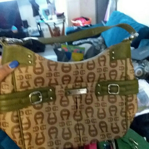 Purses - Picture 3 of 4